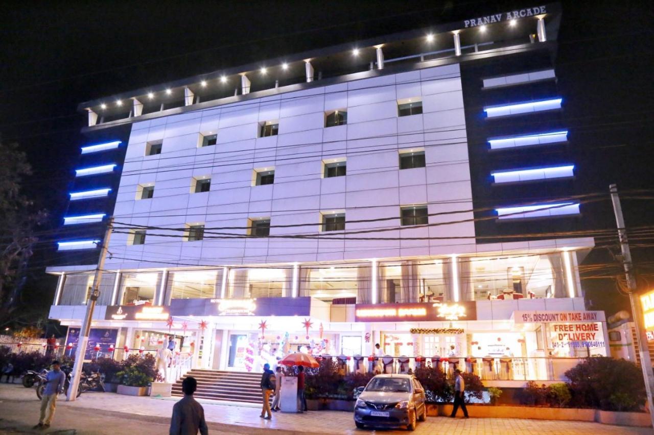 Hotel Shubham Celebrations Хидерабад Екстериор снимка